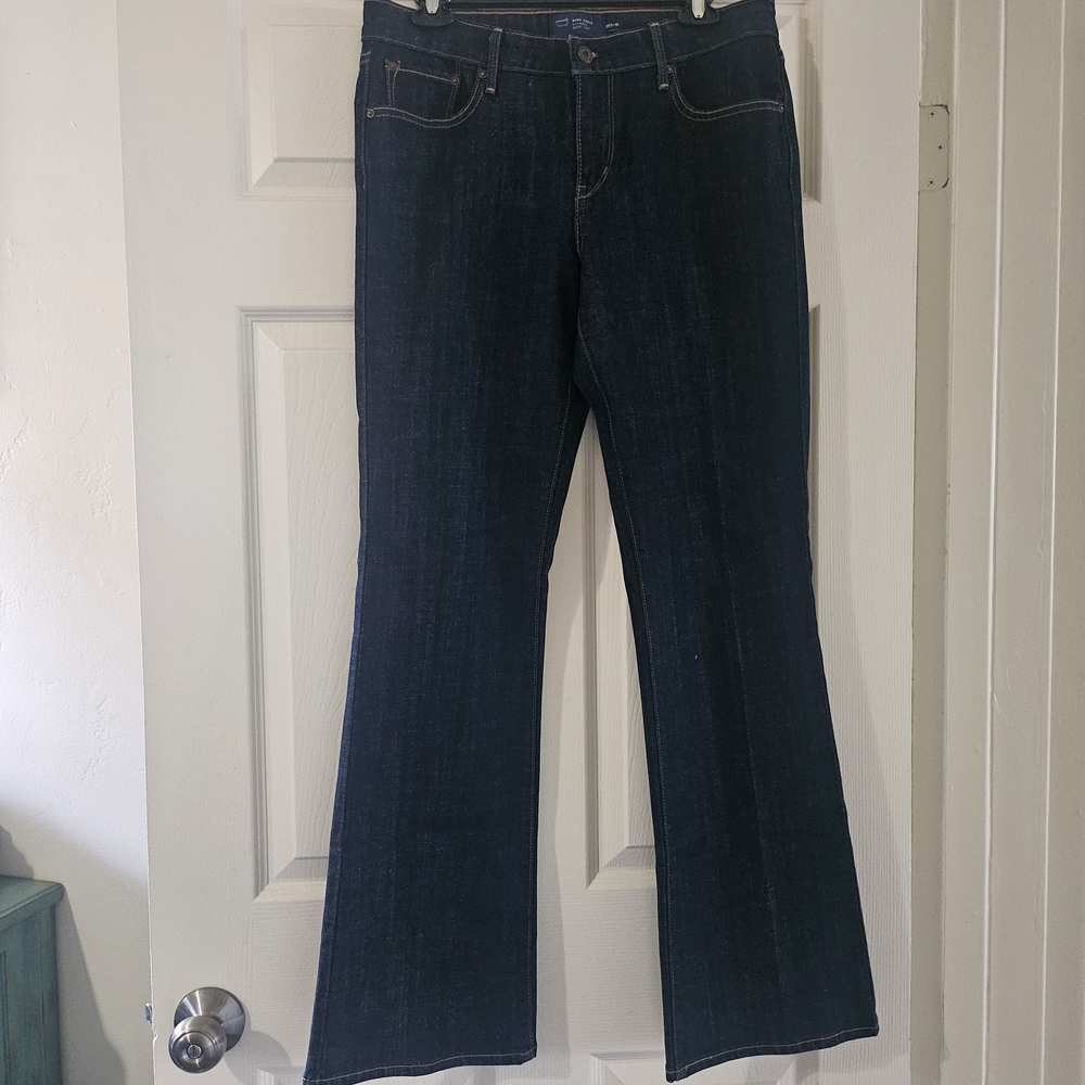 Levis Demi Curve Classic Boot Cut Jeans